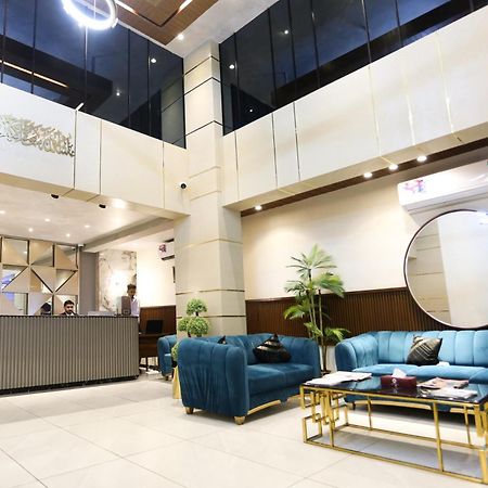 Hotel Pearl Inn カラチ エクステリア 写真
